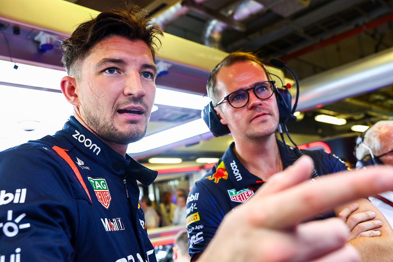 ジェイク・デニス F1アブダビGP 「シミュレーターといかに近いかは印象的」