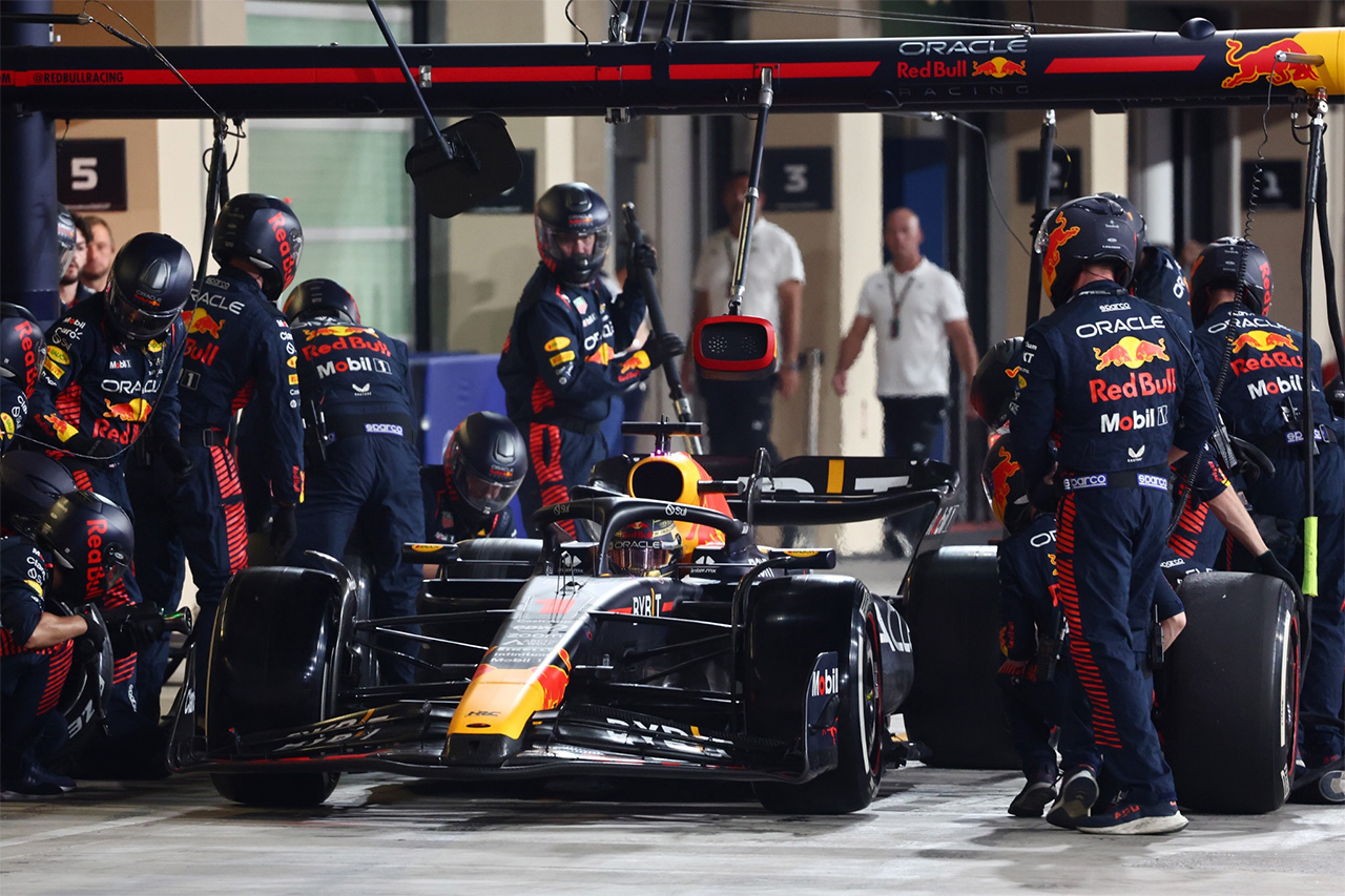 F1アブダビGP ピットクルーの保護メガネの件はノーペナルティ