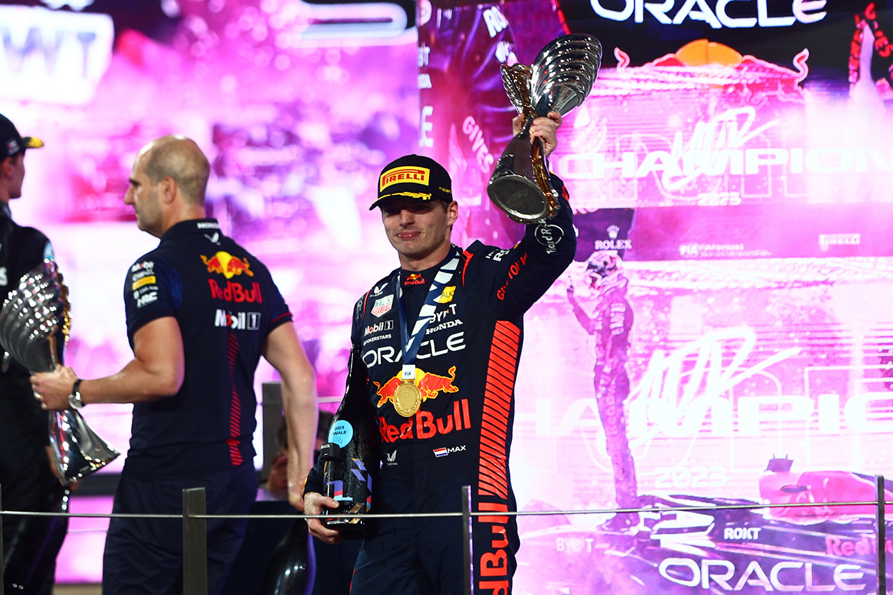 フェルスタッペン F1アブダビGP決勝「1000周リードラップ達成を戦略に盛り込んだ」