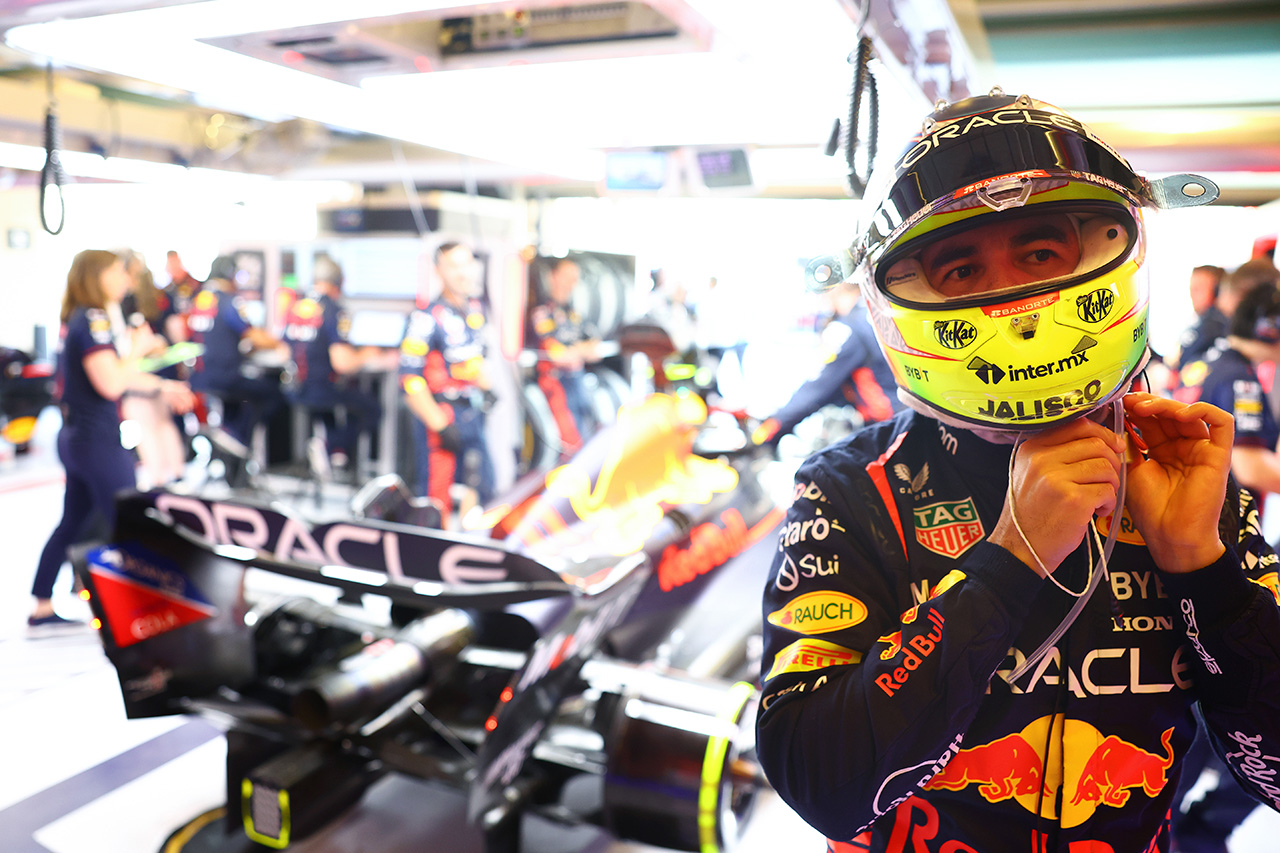 セルジオ・ペレス F1アブダビGP決勝でのスチュワード批判に警告処分