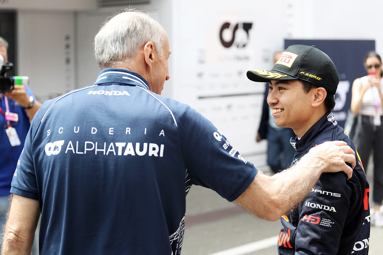 2023年 F1アブダビテスト 参加ドライバー:角田裕毅と岩佐歩夢が共演