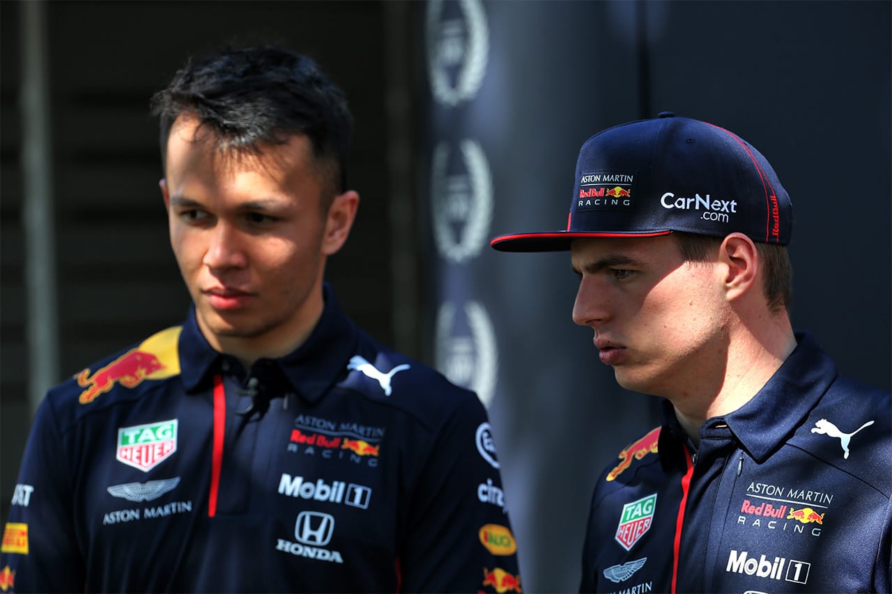 アルボン レッドブルF1時代にフェルスタッペンの別次元ドライビングを痛感