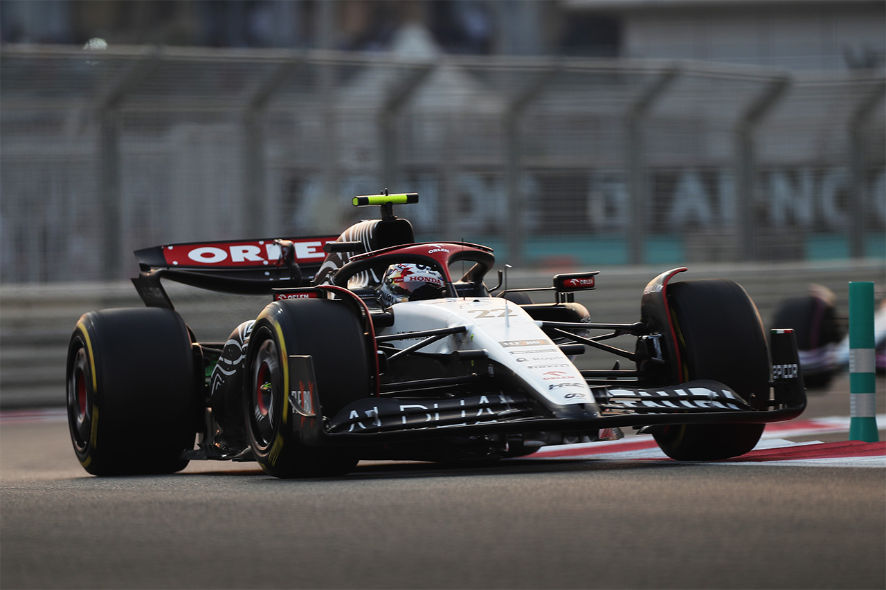 角田裕毅のF1アブダビGPをレッドブルF1代表が称賛「今季最高のレース」