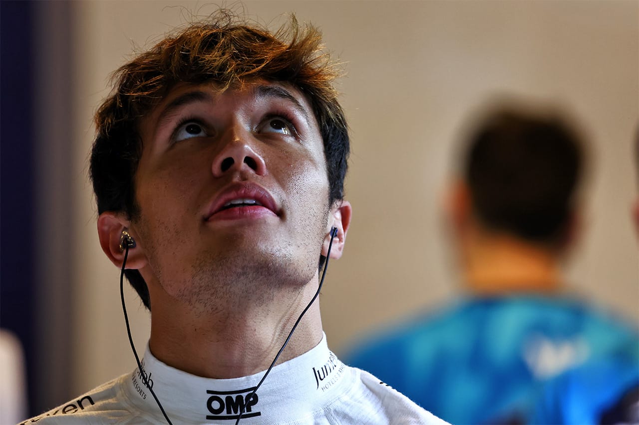 アルボン F1復帰のために「ガスリーとペレスの統計をチーム代表に提示」