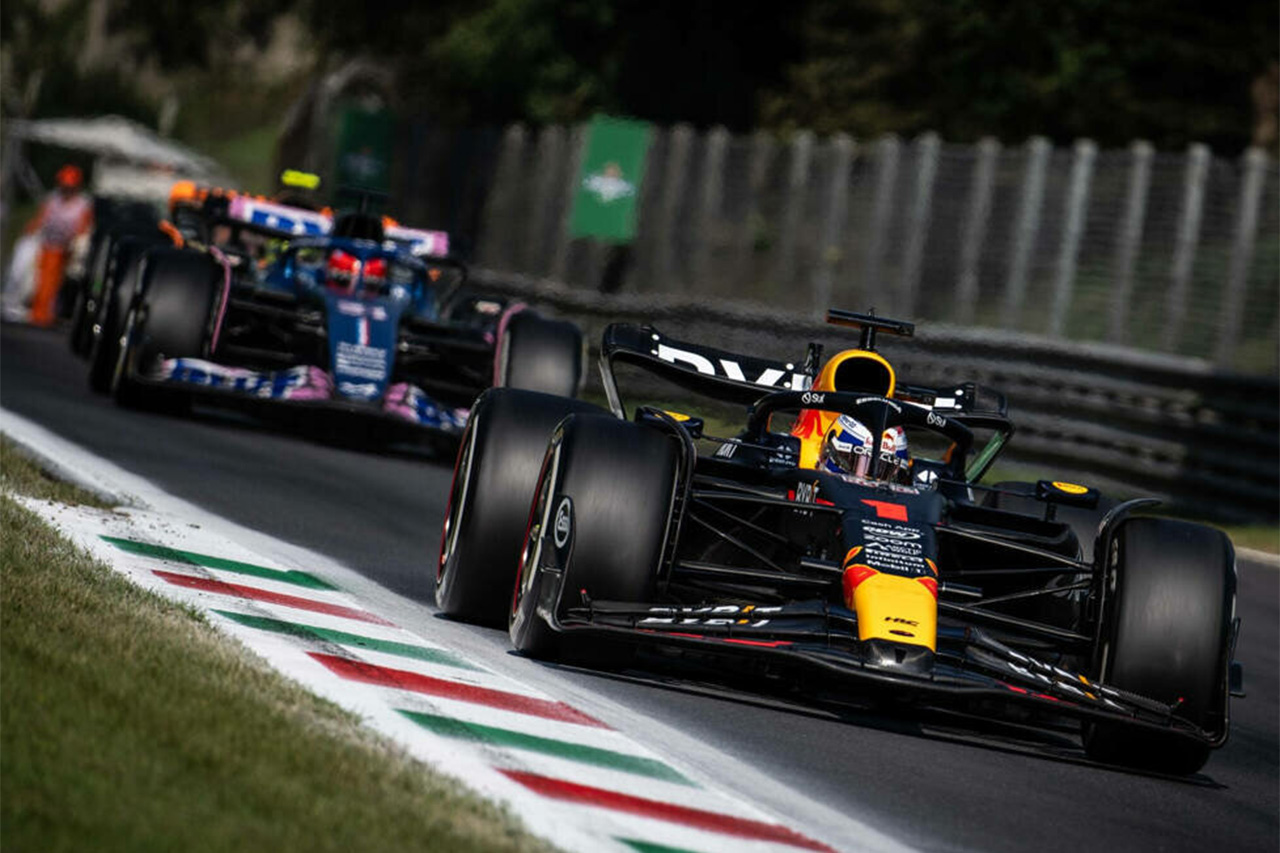アルピーヌF1チーム 「レッドブルRB19のコピーでは勝てない」