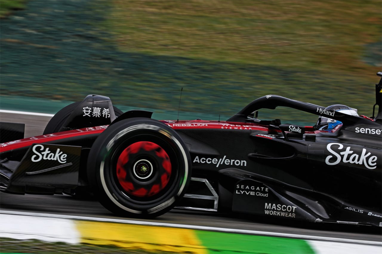 ステークF1チーム ギャンブル禁止の国では『キックF1チーム』として出場