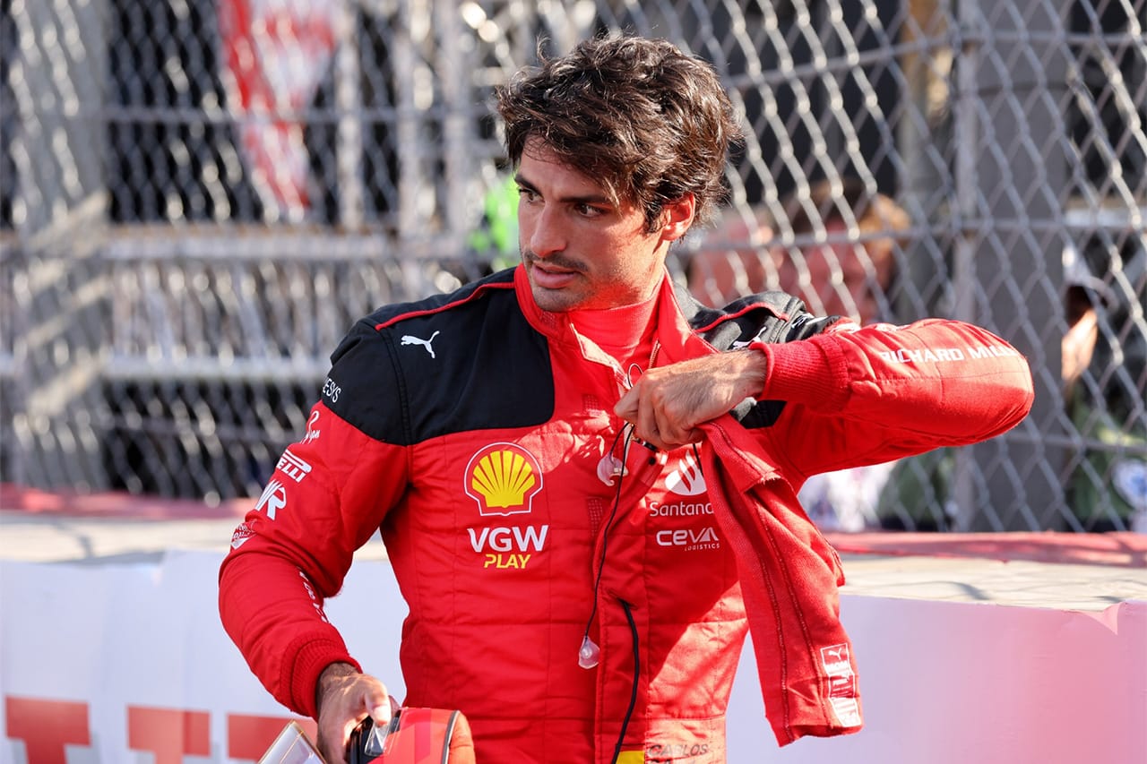 カルロス・サインツJr. レッドブルF1にセルジオ・ペレスの後任として移籍？