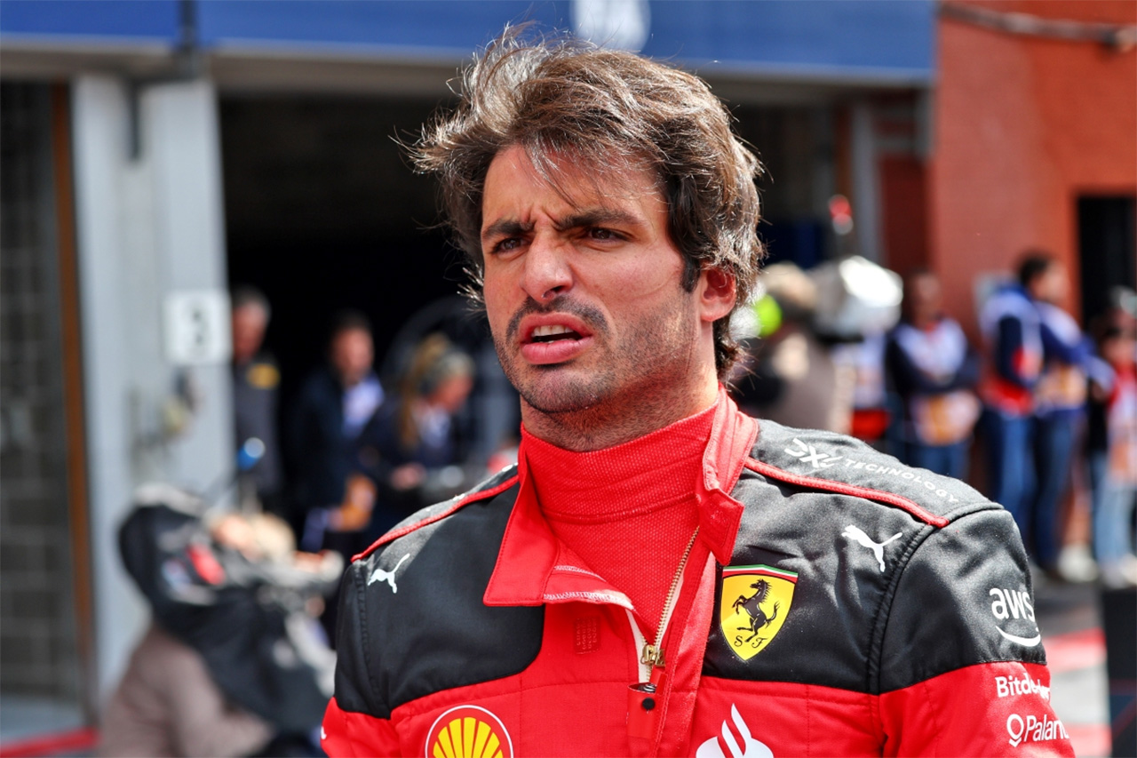 カルロス・サインツJr.は「フェラーリF1の結果にもう無関心」とヴィルヌーブ