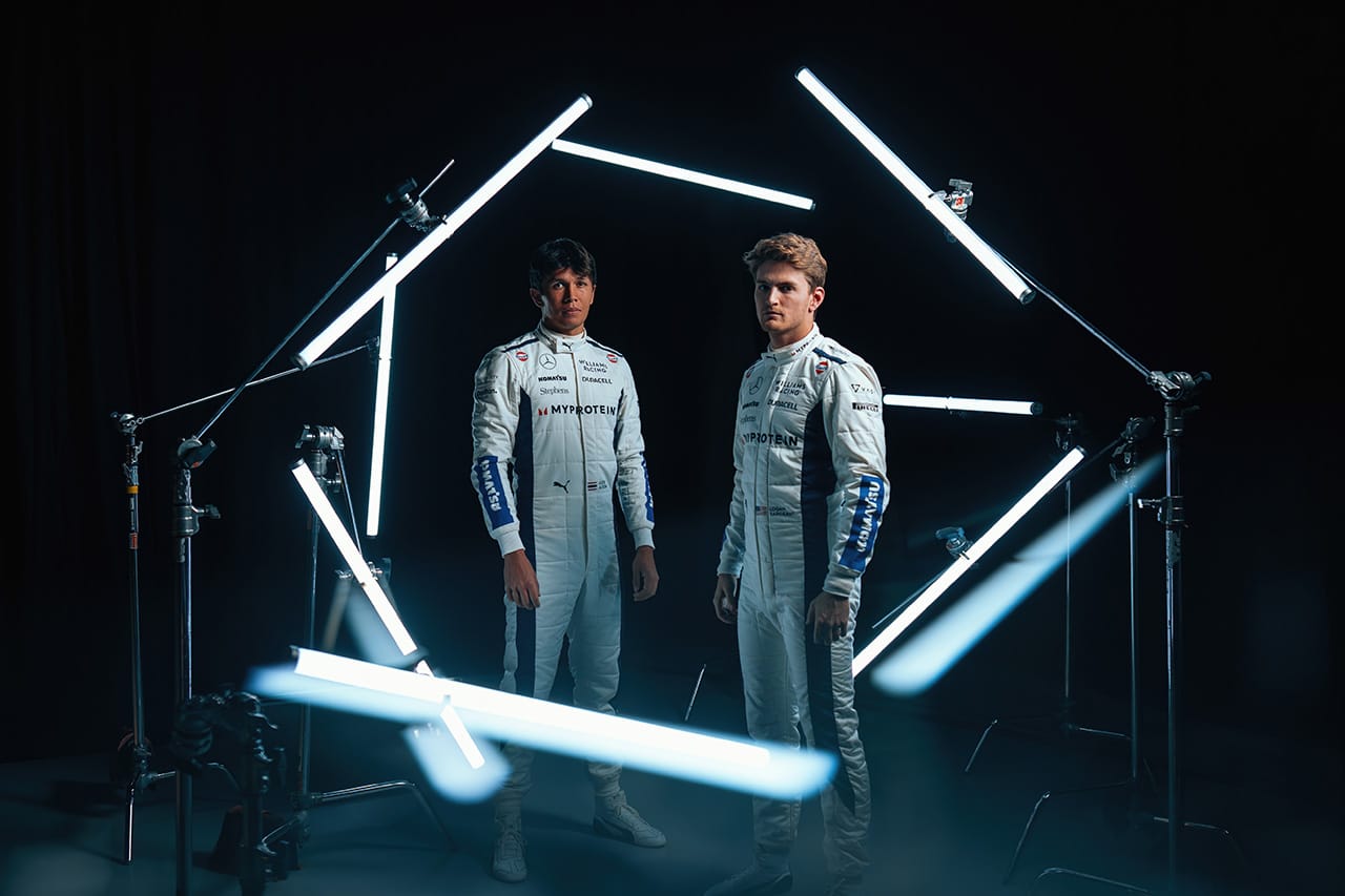 ウィリアムズF1 2024年版PUMA製レーシングスーツ