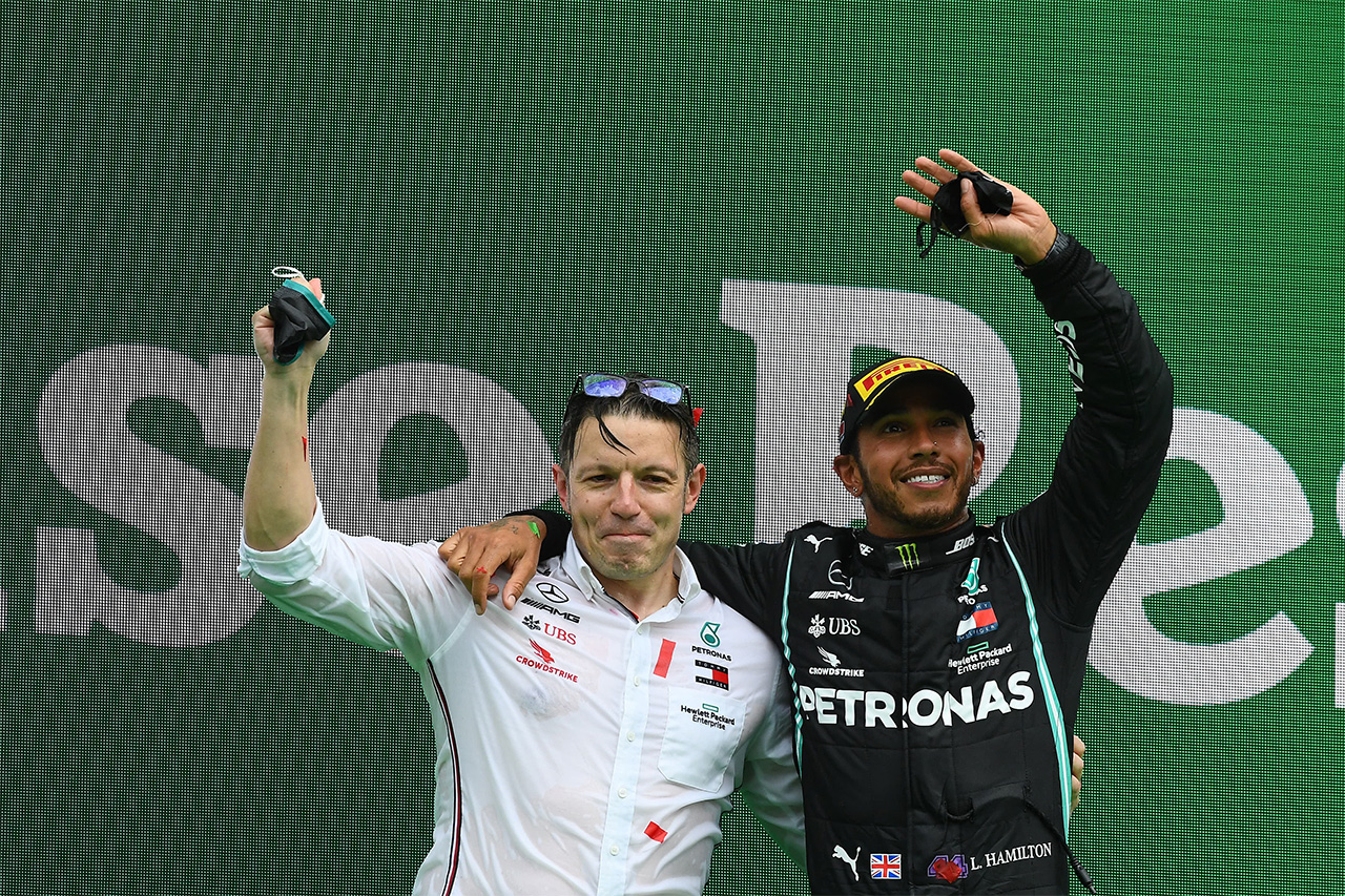 ルイス・ハミルトン メルセデスF1との契約に“ノン・ポーチング”条項
