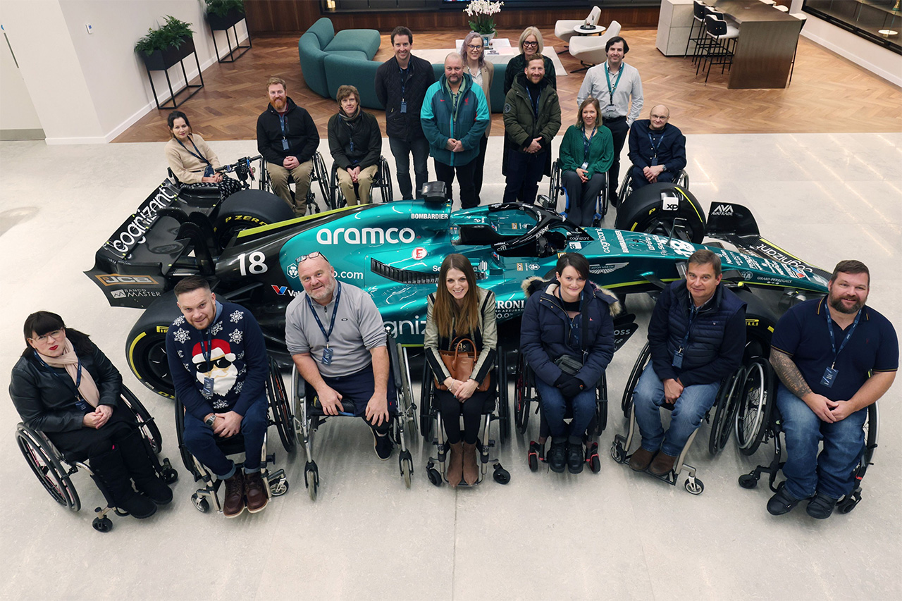アストンマーティンF1 スパイナル・トラックとパートナーシップを締結