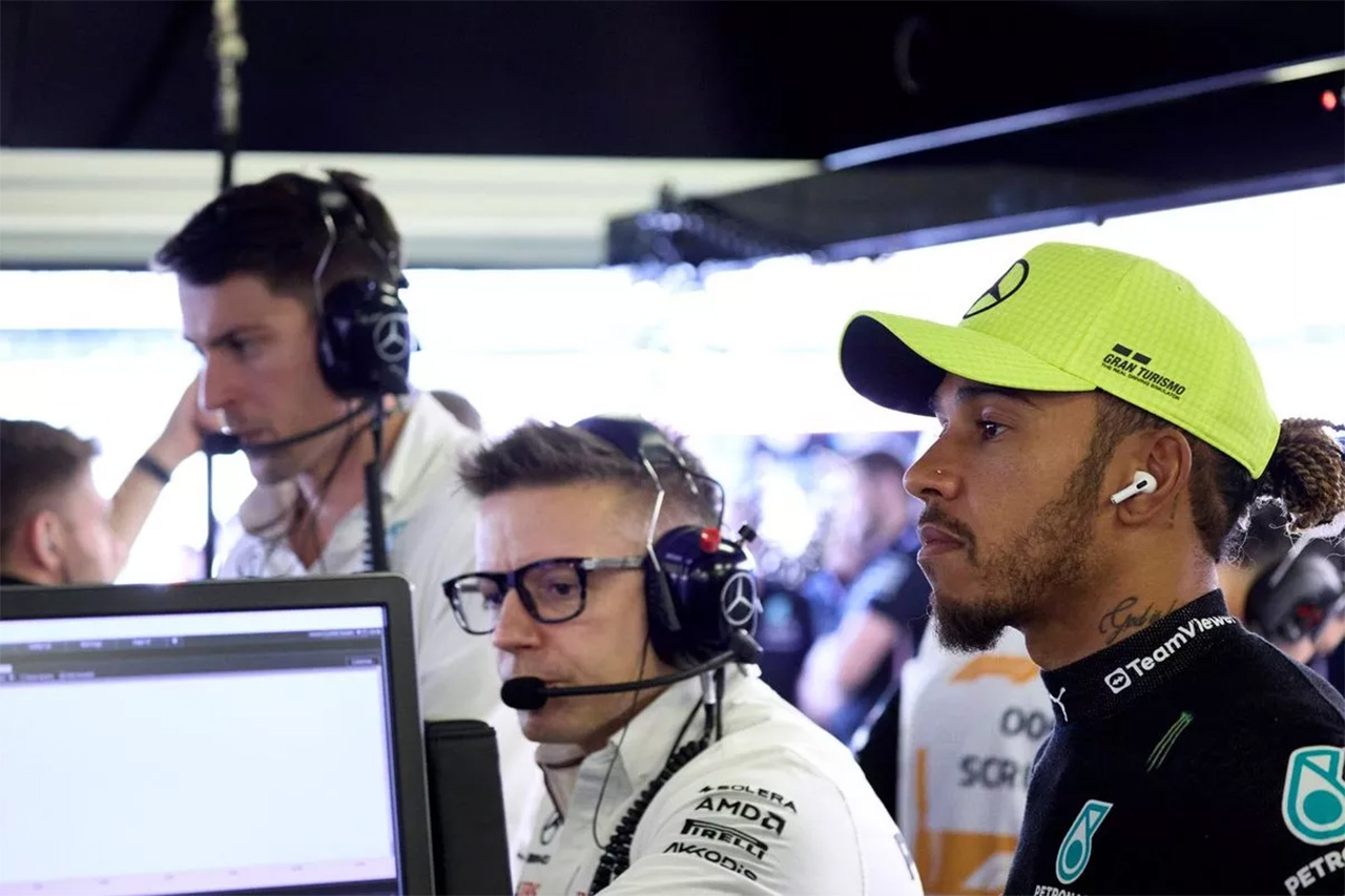 ルイス・ハミルトンのフェラーリF1移籍はメルセデスに「嫉妬」を引き起こす