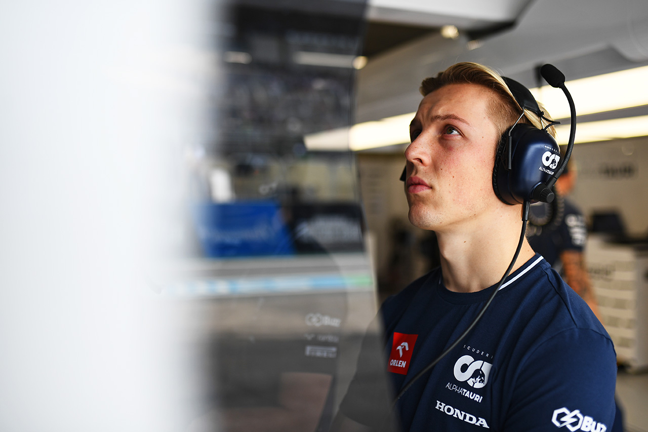 リアム・ローソン 角田裕毅の2024年のF1シートは「僕であるべきだった」