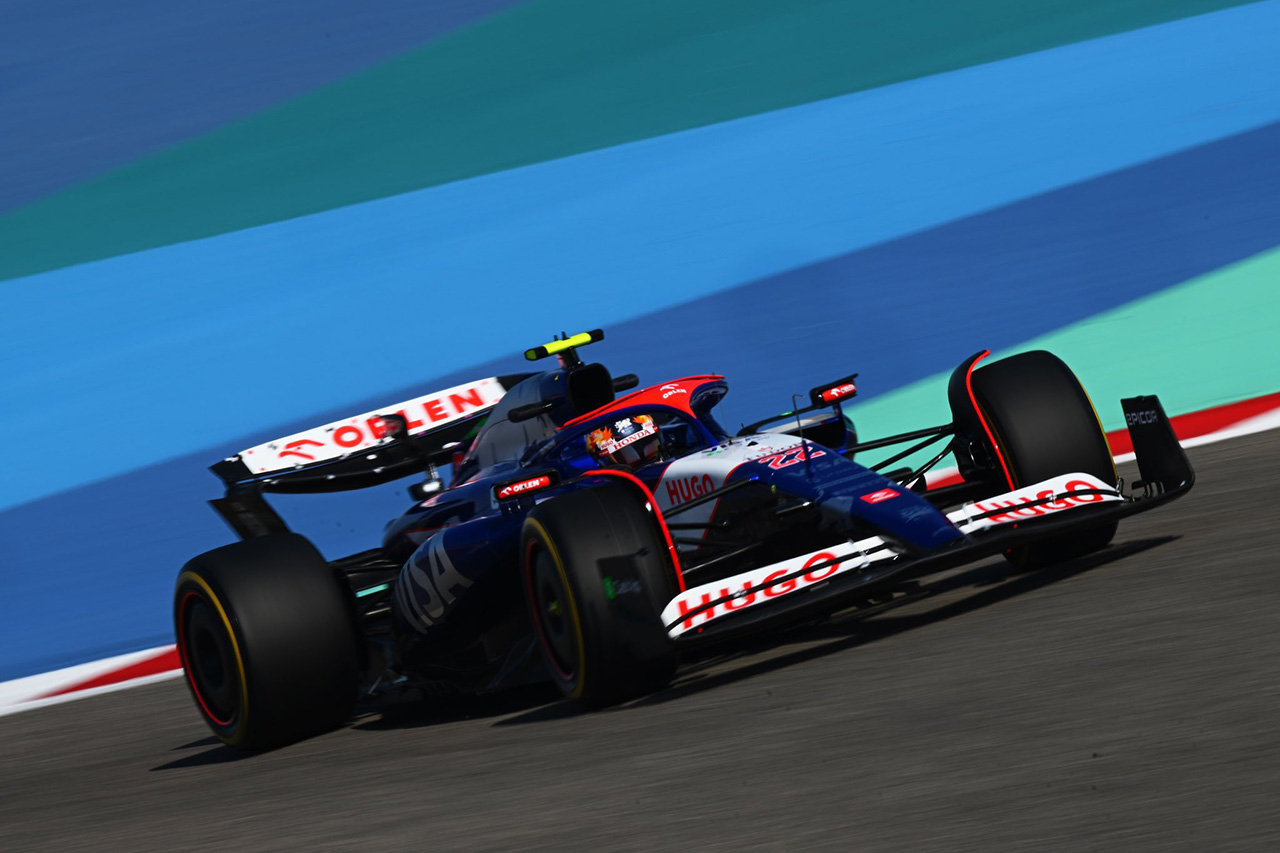F1バーレーンGP フリー走行1回目：RBのリカルドが最速 角田裕毅4番手