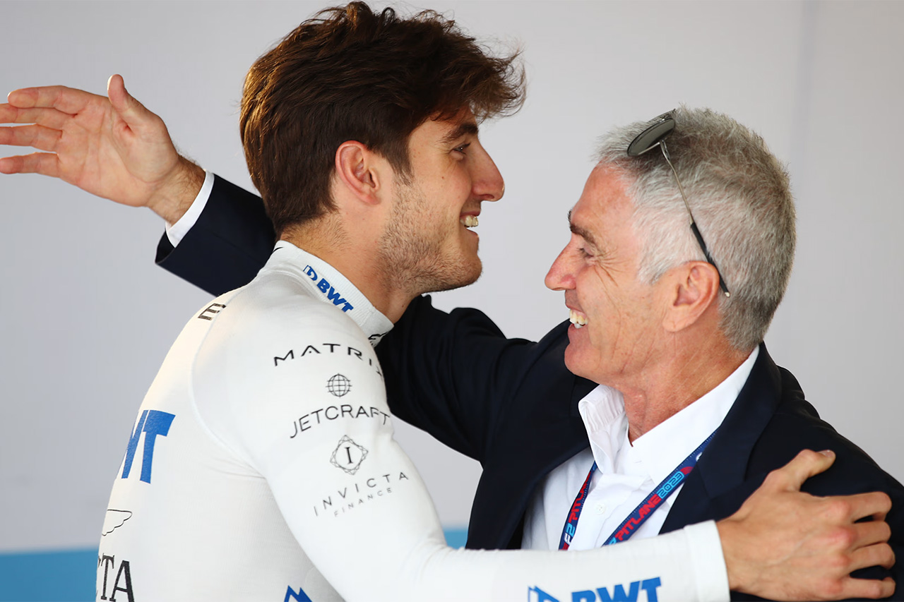 ジャック・ドゥーハン F1オーストラリアGPで父ミックとデモ走行で親子共演