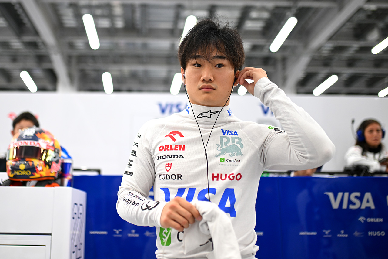 角田裕毅 「僕の無線は放送目的でF1からターゲットにされている」