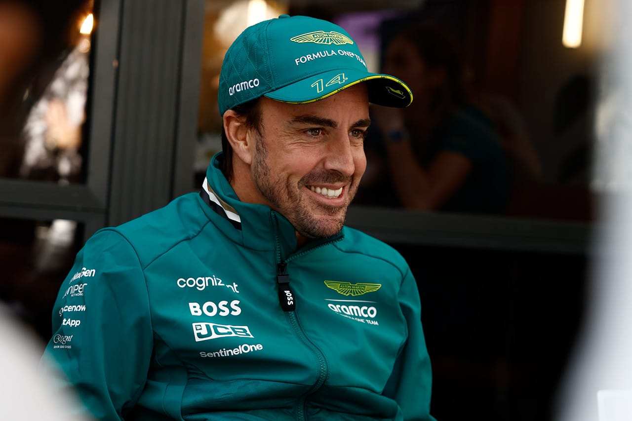 フェルナンド・アロンソ F1引退か移籍か「僕の運命は他人に左右させない」