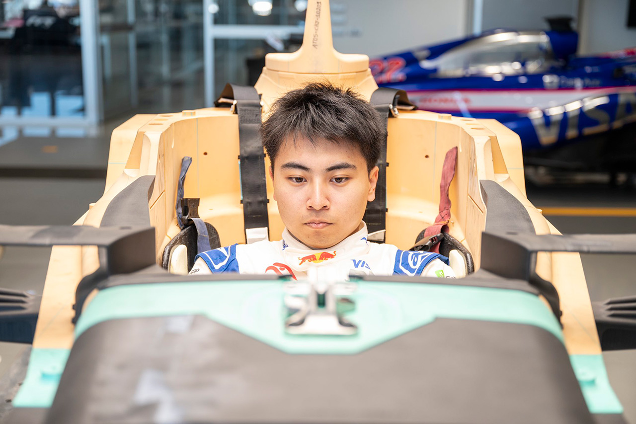 岩佐歩夢 F1日本GPのフリー走行1にRBから出走決定 角田裕毅と共演