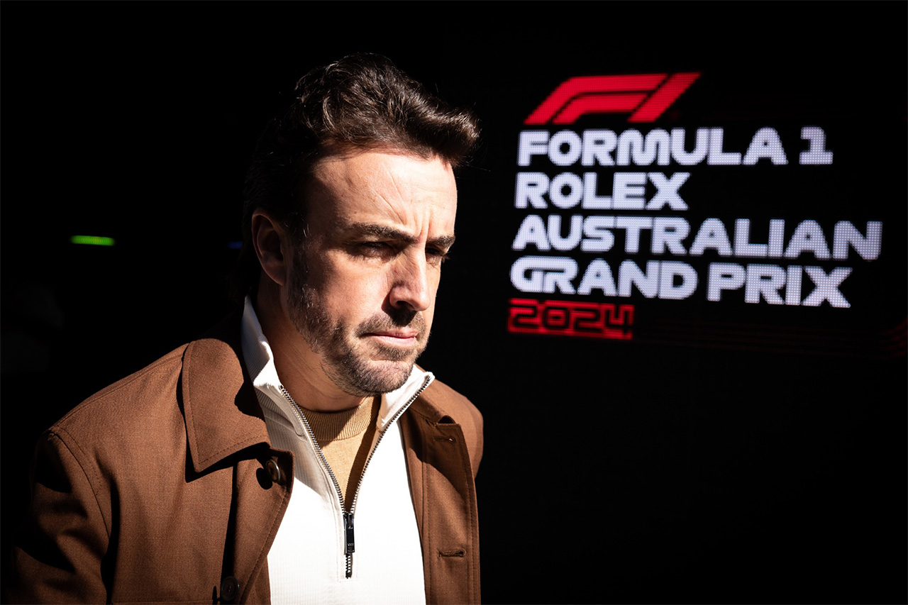 アロンソのF1オーストラリアGPを元F1王者が擁護「何が卑怯なトリック？」