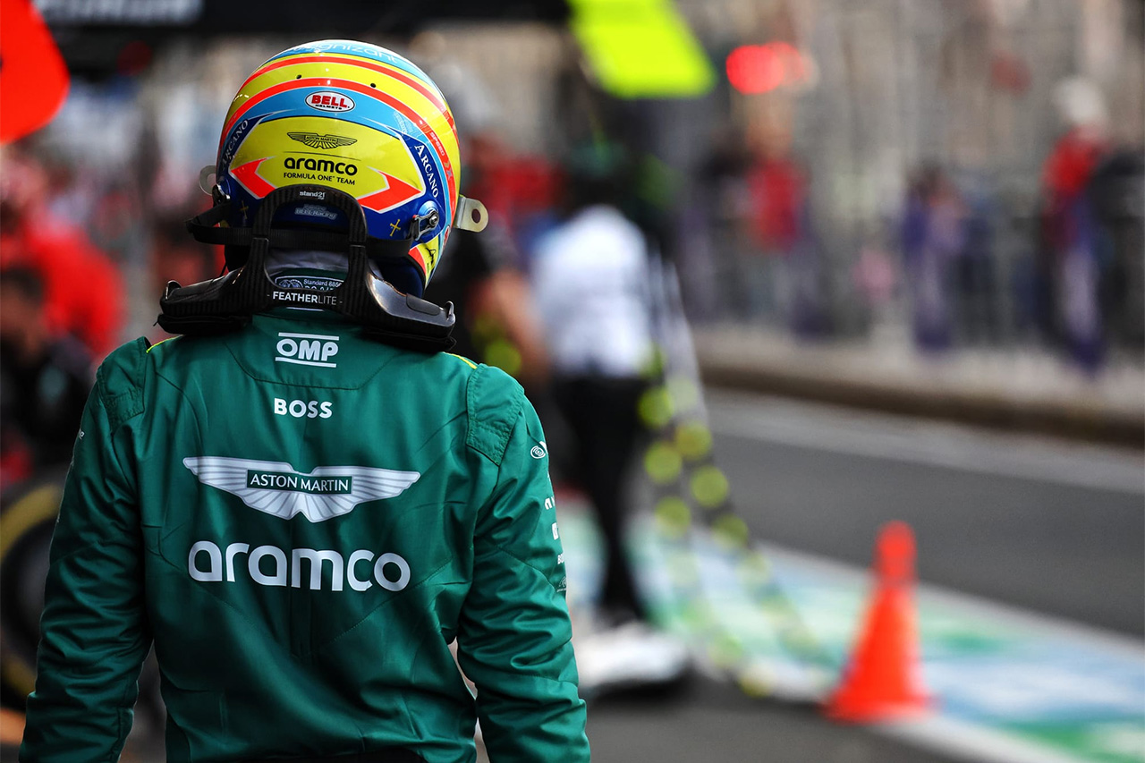 アストンマーティンF1 来季の去就に時間をかけるアロンソを「尊重」