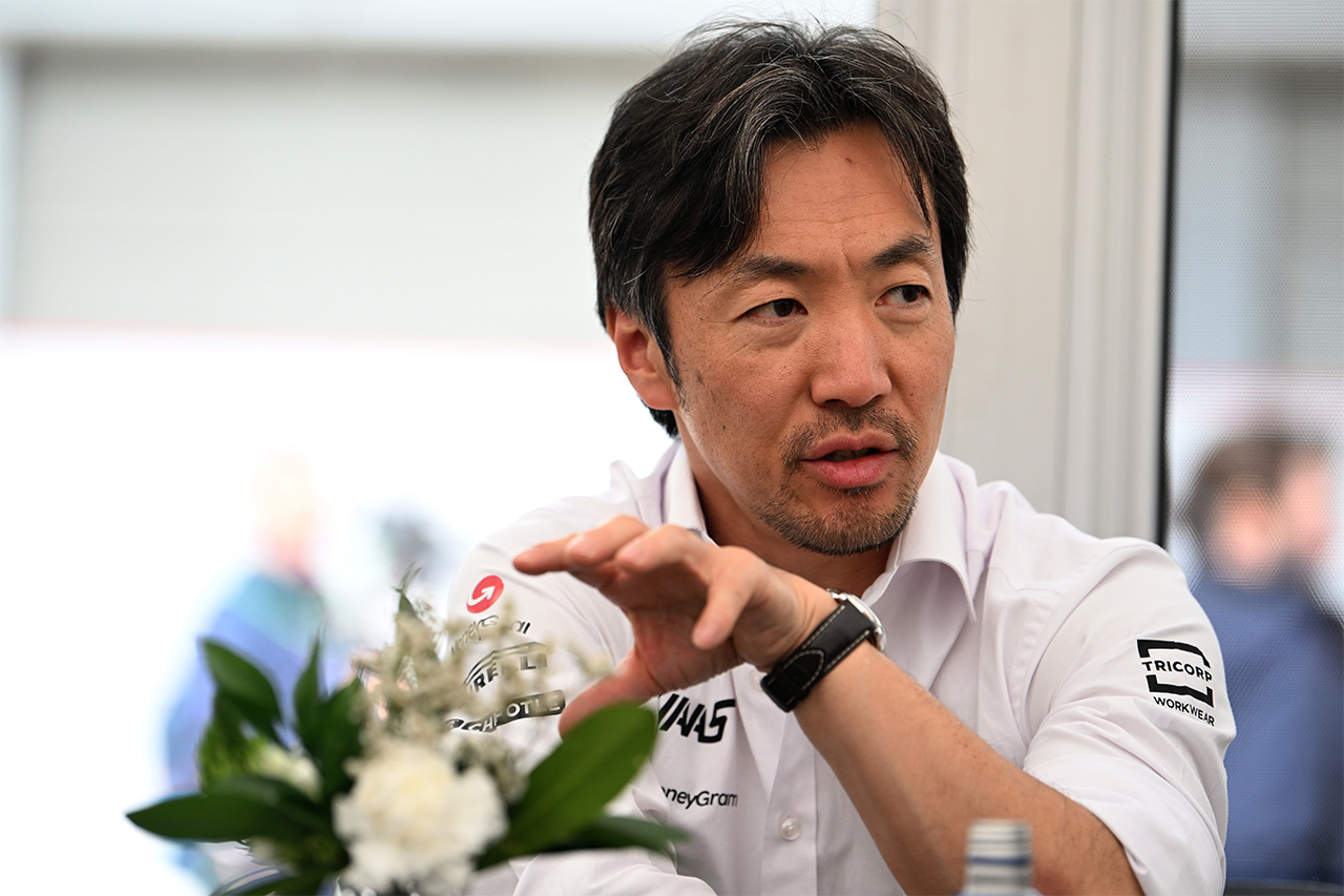 ハースF1小松礼雄 「競争力のないフリをしていた」とのシュタイナーに反論