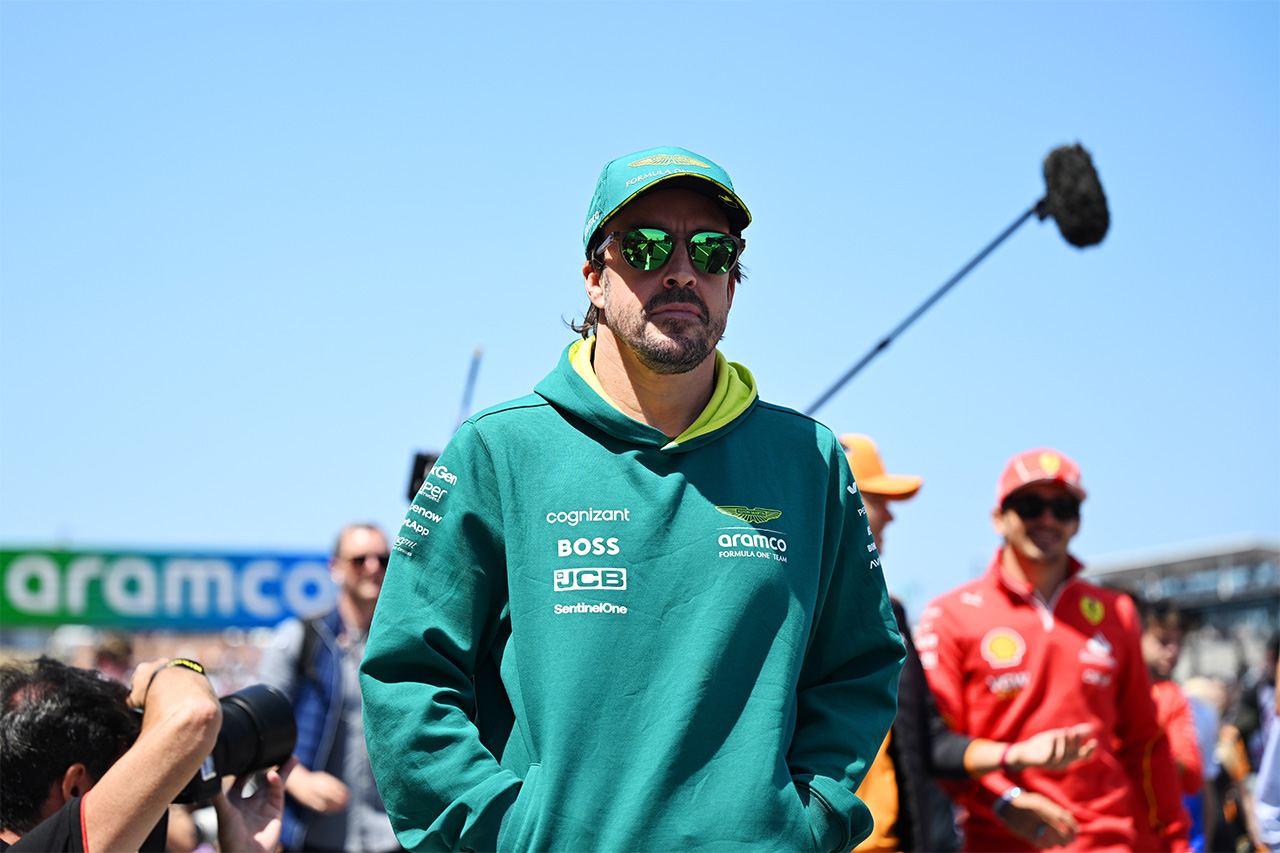 フェルナンド・アロンソ 「後ろにいるメルセデスF1は魅力的ではない」