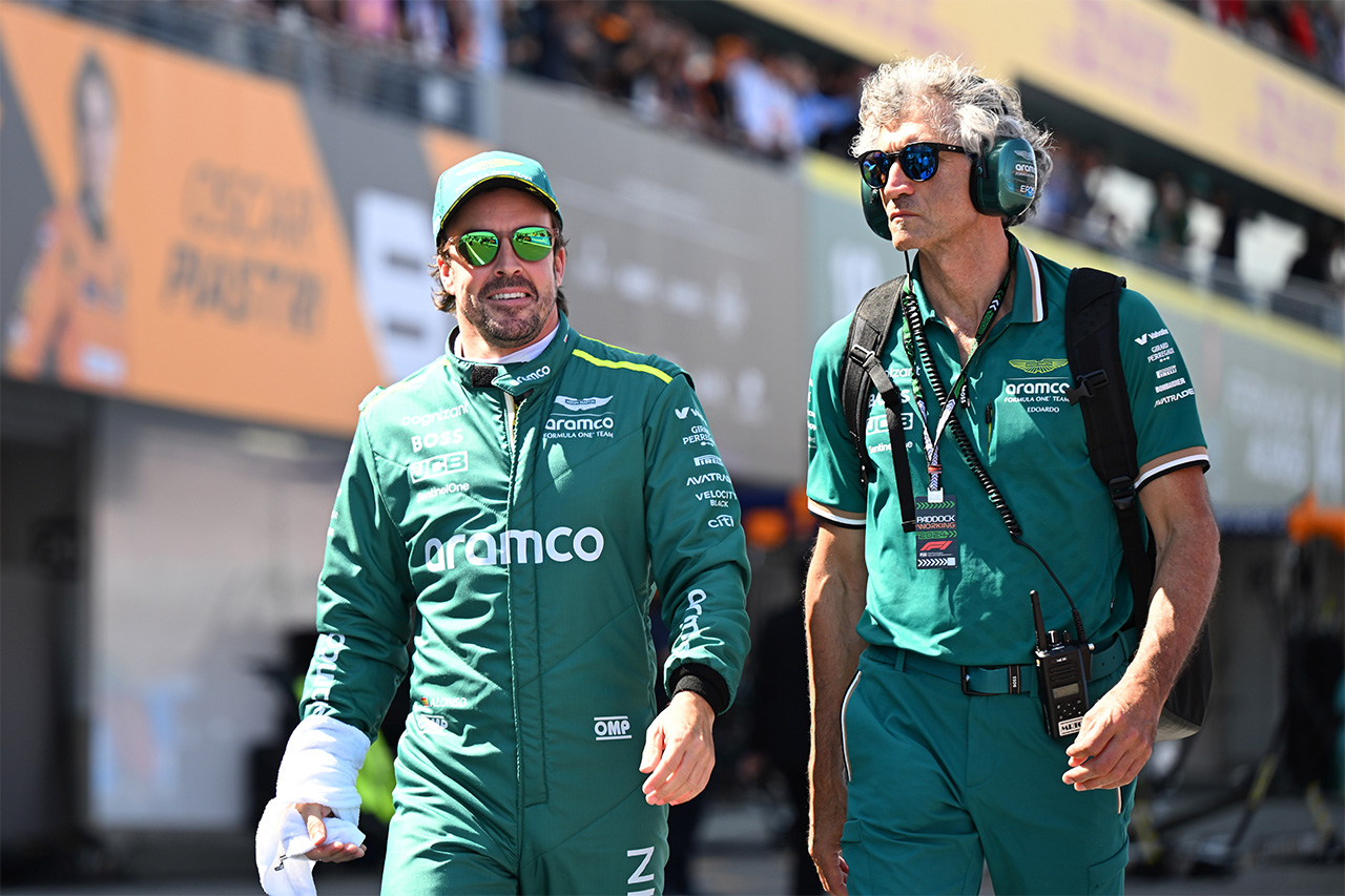 アストンマーティンF1 「アロンソはメルセデス移籍より残留した方がいい」