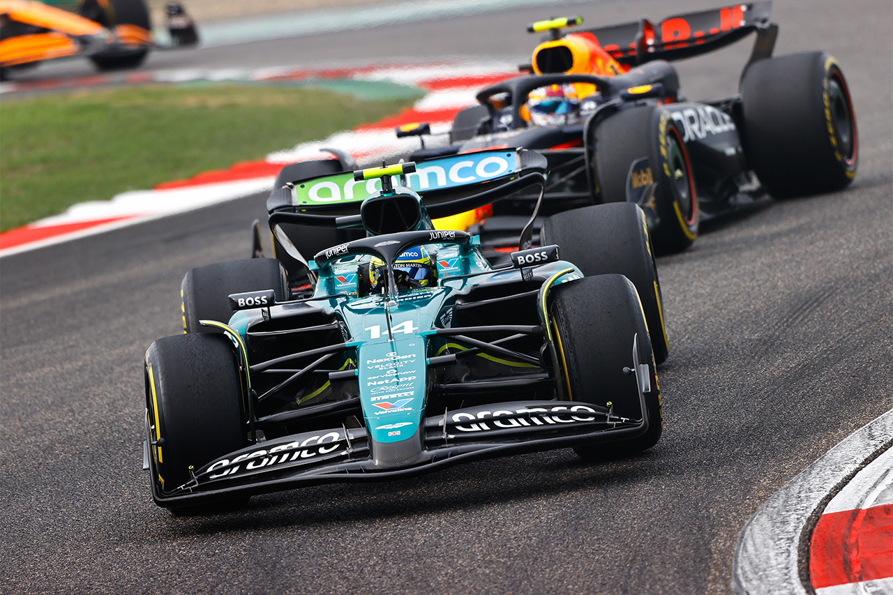 F1中国GP分析：アロンソの存在がレッドブルの1-2フィニッシュを阻止