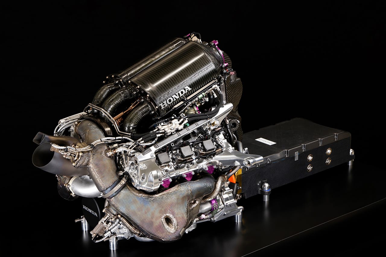 F1 2030年エンジンはハイブリッドを廃止してV8復活も視野？