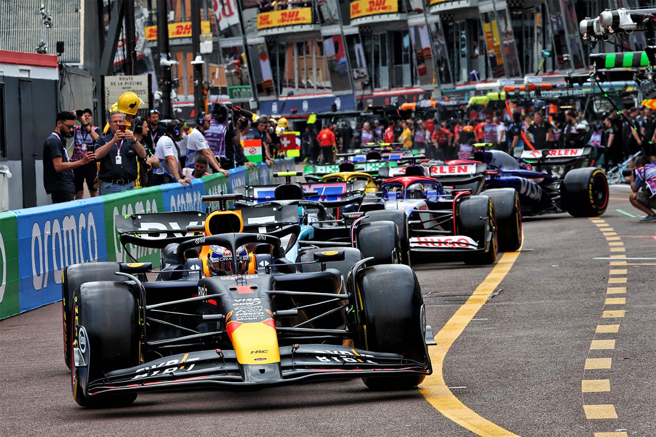 FIA F1ピットレーンの待ち行列に新ルールを導入
