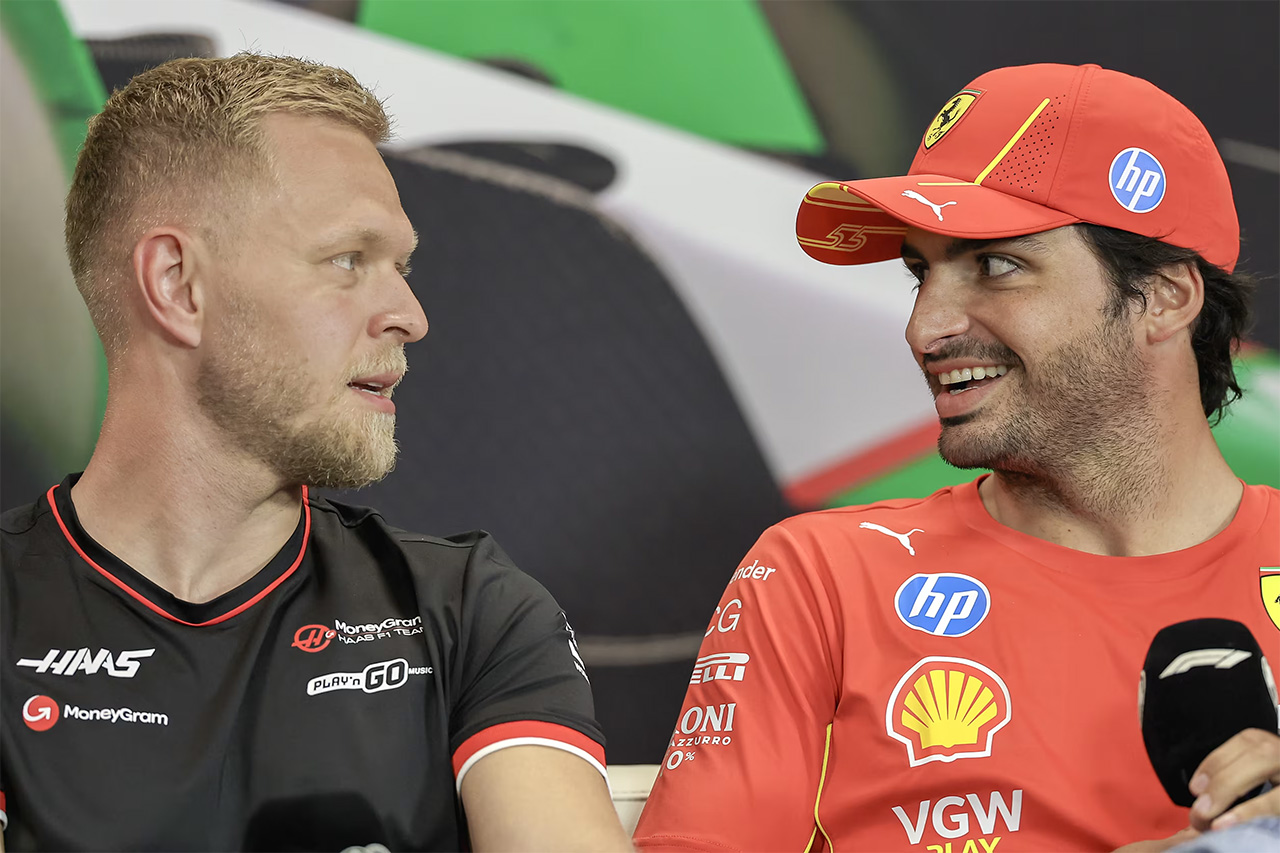 カルロス・サインツJr.がF1ドライバー市場の「ボトルに栓」とマグヌッセン