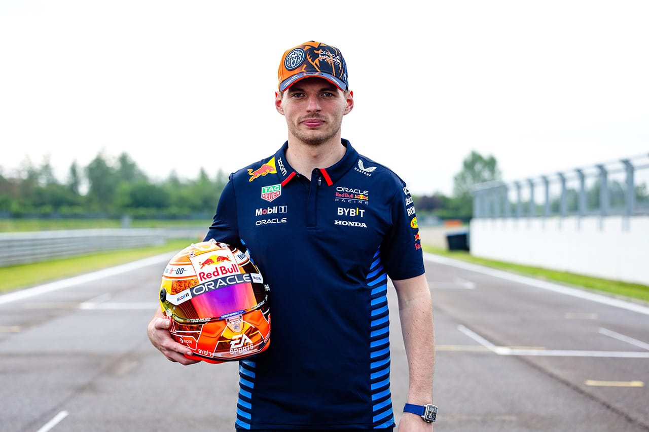 フェルスタッペン F1スペインGP以降にスペシャルヘルメットでファンに敬意