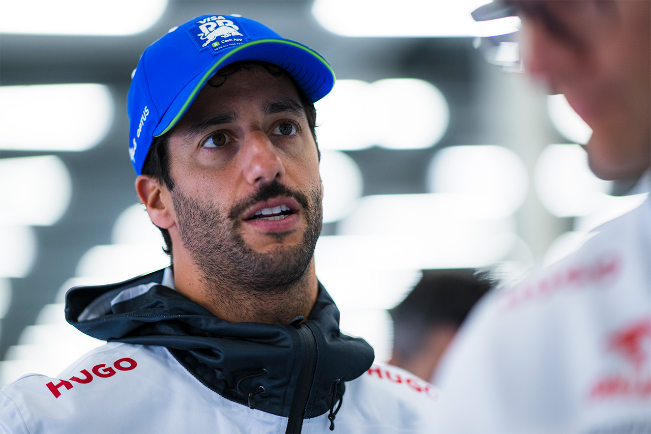 ダニエル・リカルド マクラーレンF1代表のフェルスタッペン批判に反論