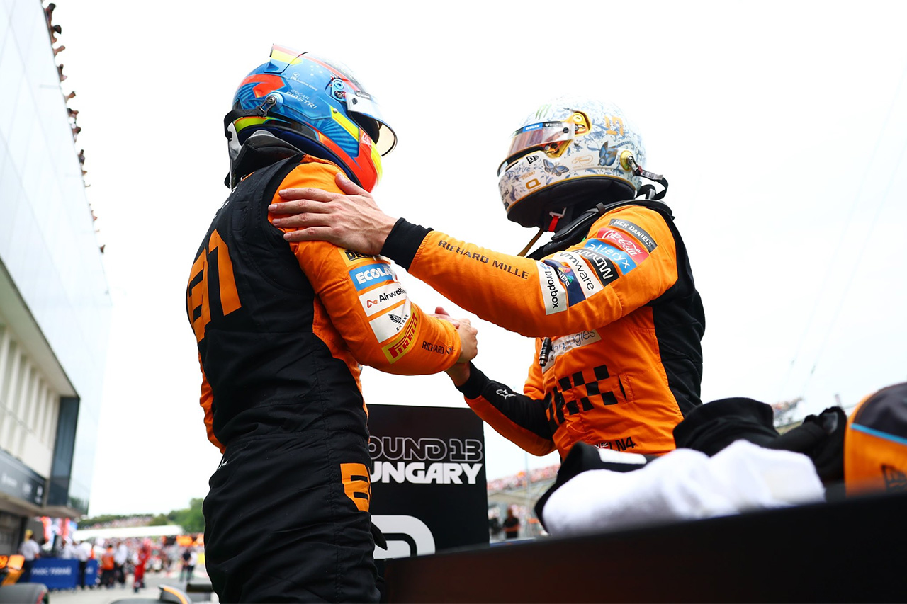 マクラーレン F1ハンガリーGPでのチームオーダーはF1界でも賛否