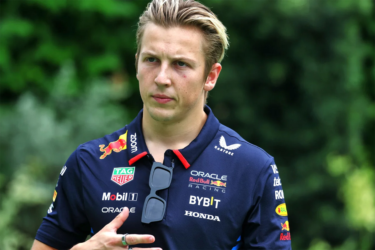 リアム・ローソン リカルドとの交代はレッドブルF1昇格のオーディション?