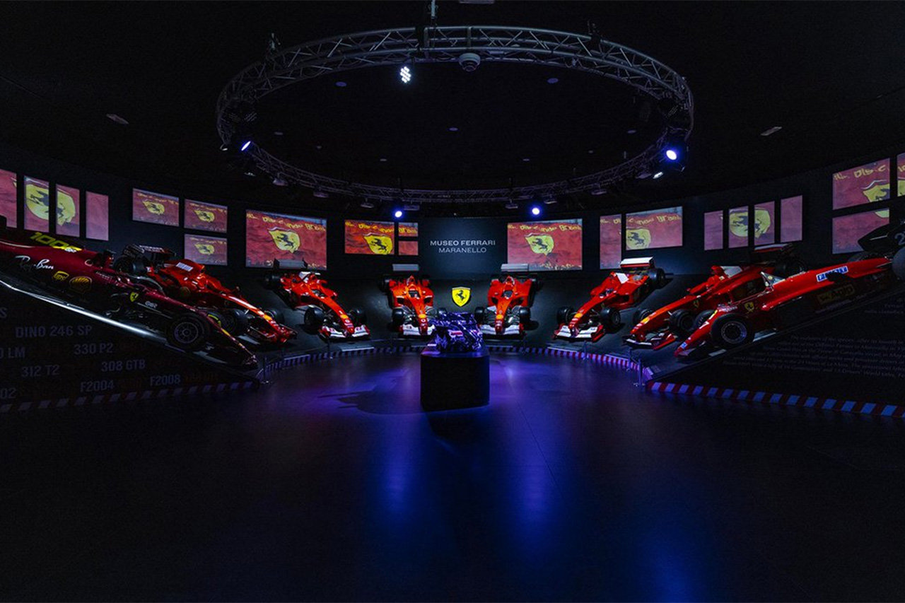 フェラーリ F1合同イベントとは別に独自の2025年F1マシン発表会を実施