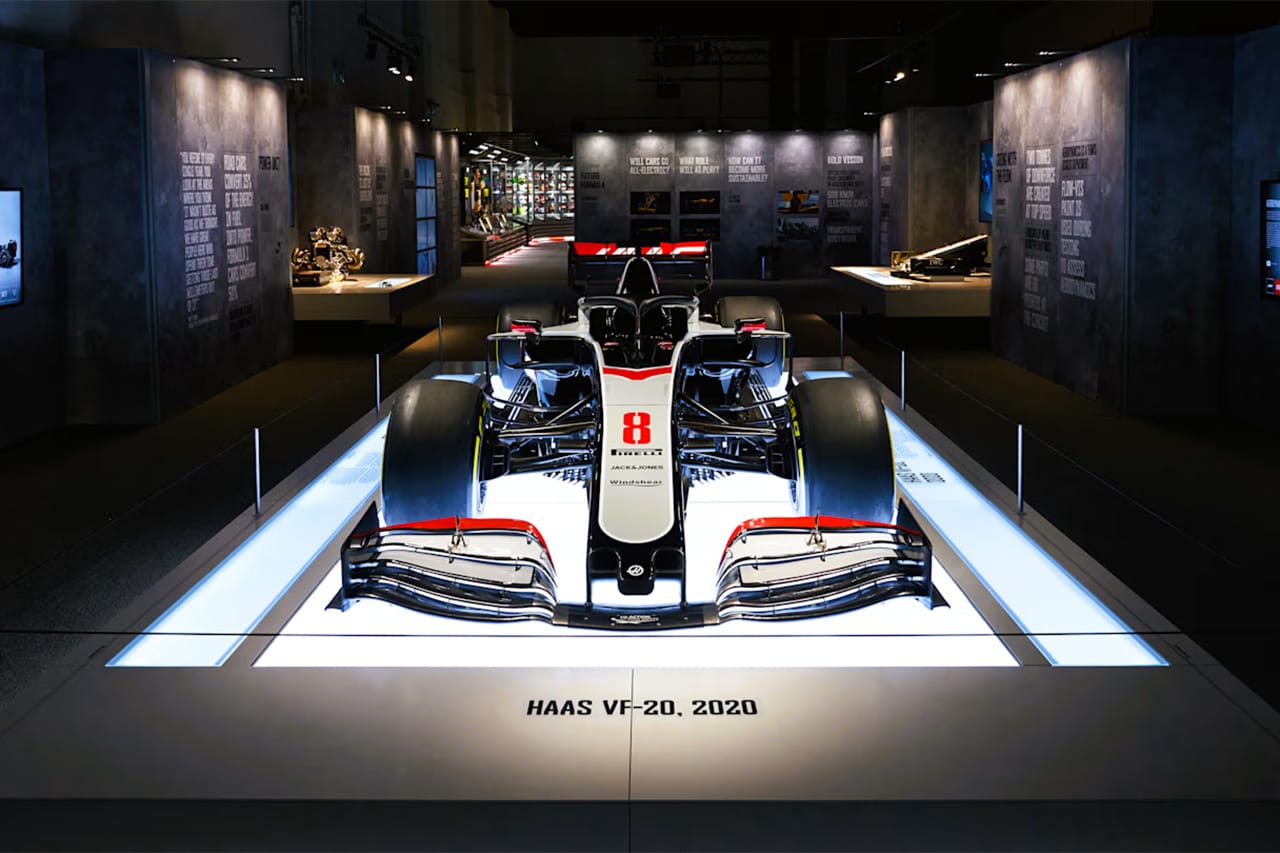 F1エキシビションが南米デビューのためブエノスアイレスに到着