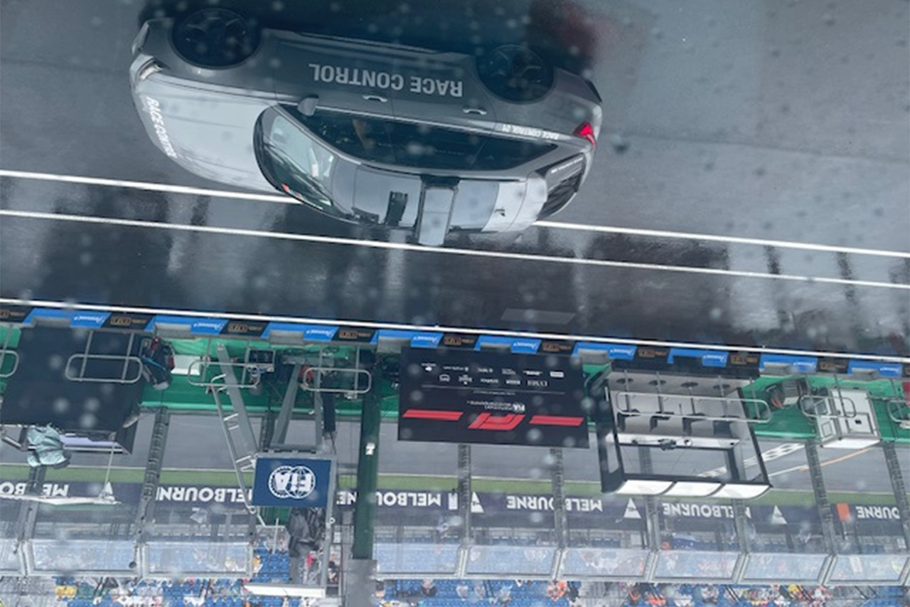 F1オーストラリアGPの決勝は？ F2のレース2が豪雨でキャンセル