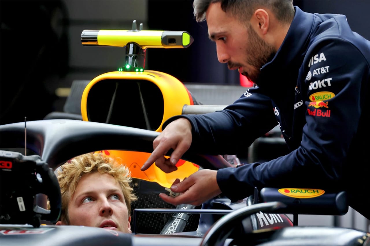 リアム・ローソン レッドブルとVCARBのF1マシンは「空力特性が大きく異なる」