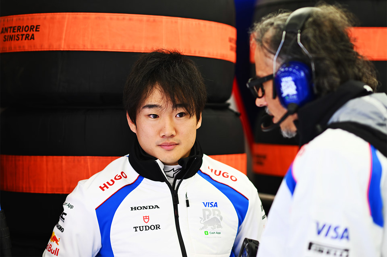 角田裕毅は「360度あらゆる面で成長している」とレーシングブルズF1代表