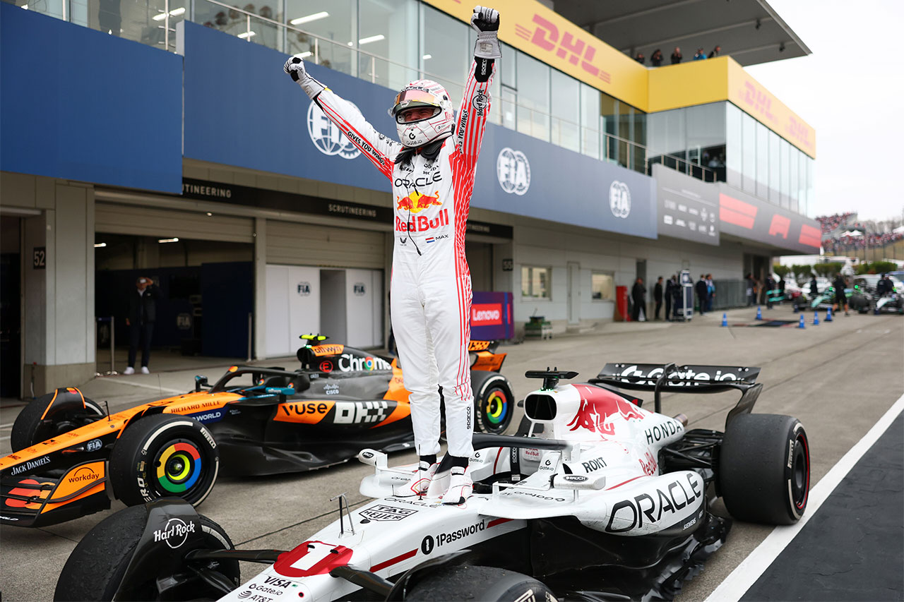 レッドブルF1代表 「フェルスタッペンのマシンをゼロから見直した」 日本GP
