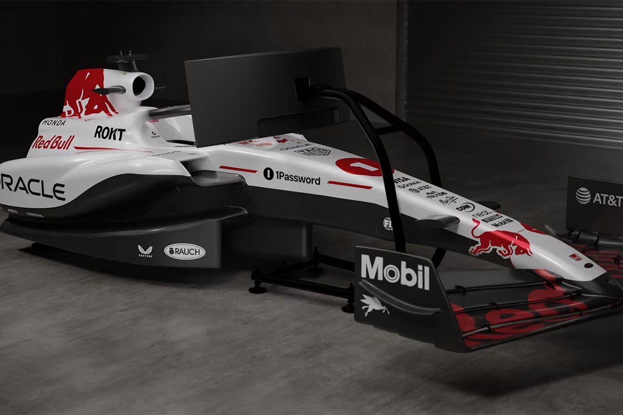 レッドブル 2025年F1日本GPの優勝カラーリングのシミュレーターが販売
