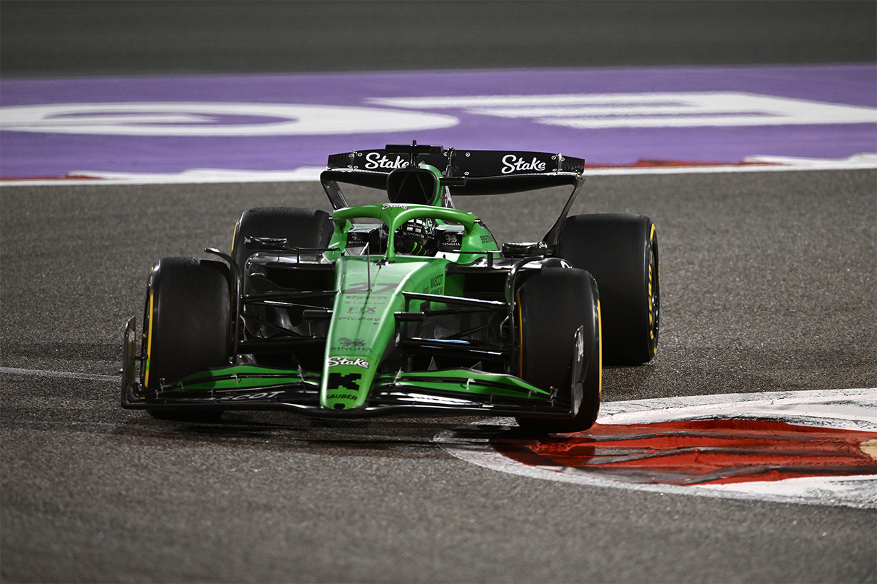 F1バーレーンGP：ニコ・ヒュルケンベルグがスキッドブロック違反で失格