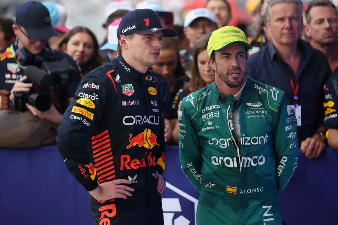 アロンソ フェルスタッペンのアストンマーティンF1加入は「実現可能性は低い」