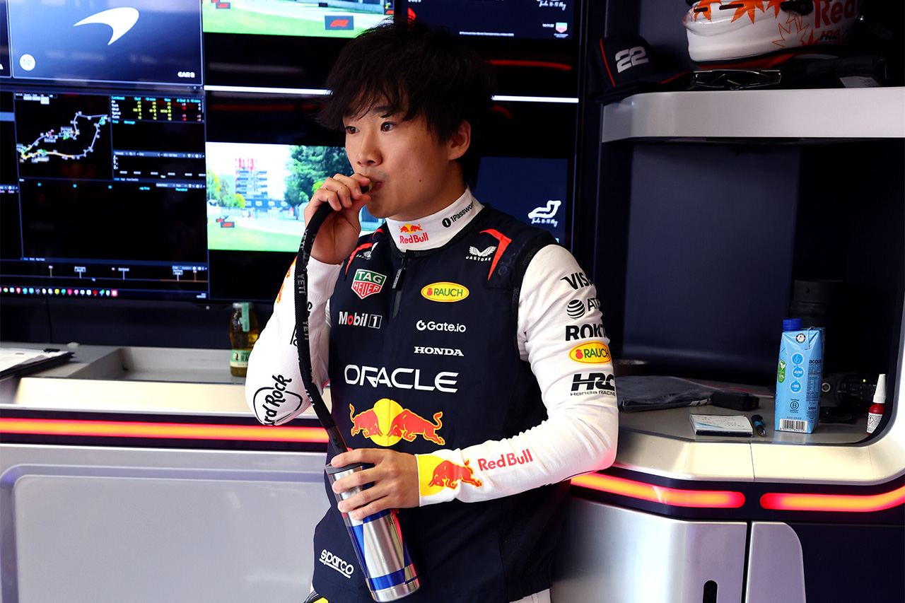 角田裕毅が10位入賞 レッドブルF1マルコ「大幅な修復作業に応える走り」