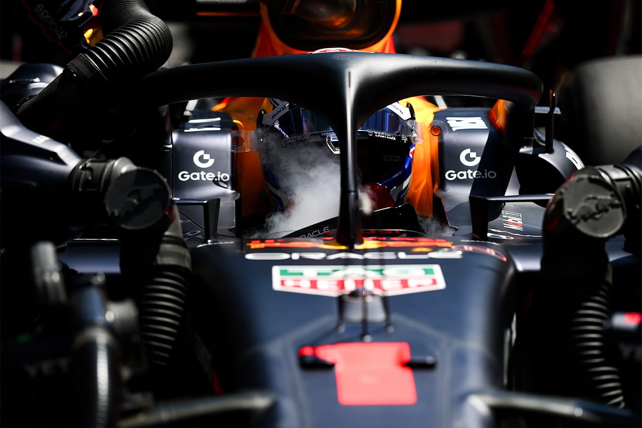 角田裕毅のサポートに疑問符 フェルスタッペン「F1マシンの改善が先決」
