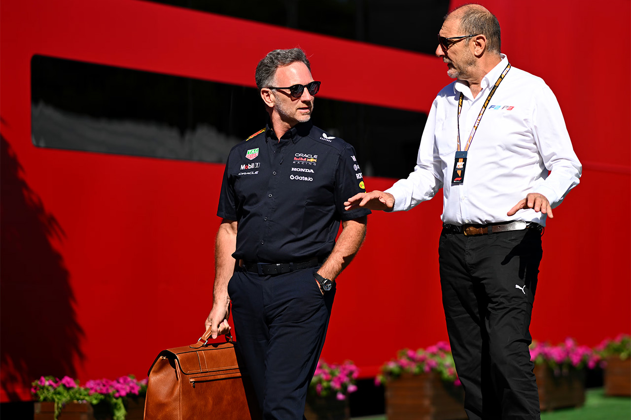 クリスチャン・ホーナー フェラーリF1接触報道一蹴「レッドブルに100%コミット」
