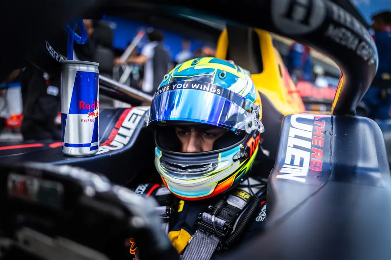 レッドブルF1育成リンドブラッド F2スペインで2フィーチャーレース初優勝