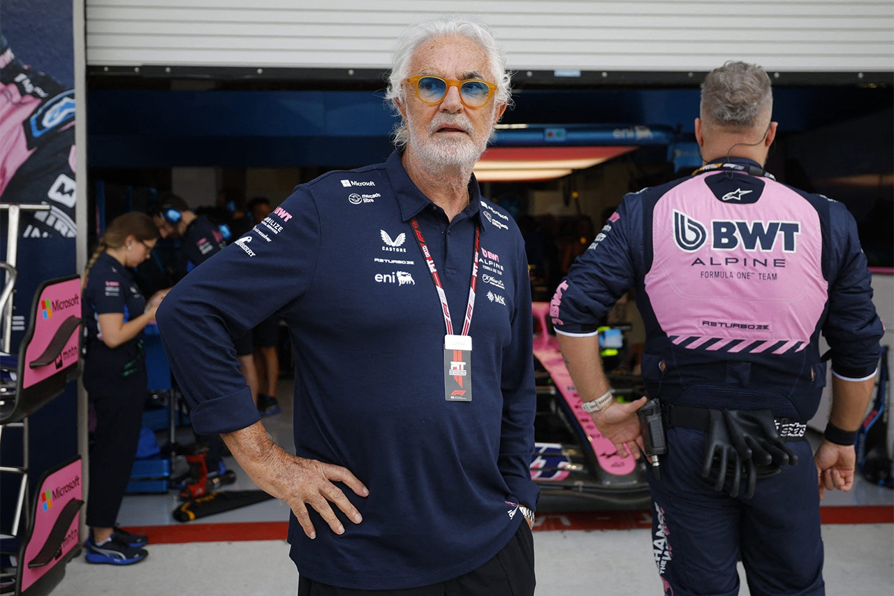 フラビオ・ブリアトーレ 「F1ドライバーの給与も予算上限に含めるべき」
