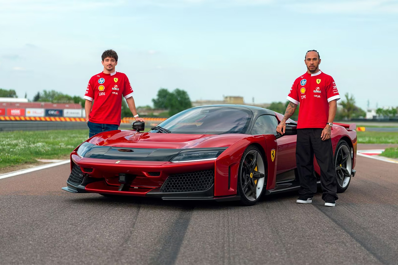 F1：ハミルトンとルクレール フェラーリの新型F80をテスト「これは別次元」